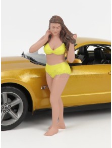 FIGURES - AMY - BEACH GIRL - YELLOW PINK