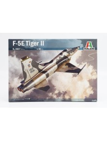 NORTHROP - F-5E TIGER II MILITARY AIRPLANE 1962 - /