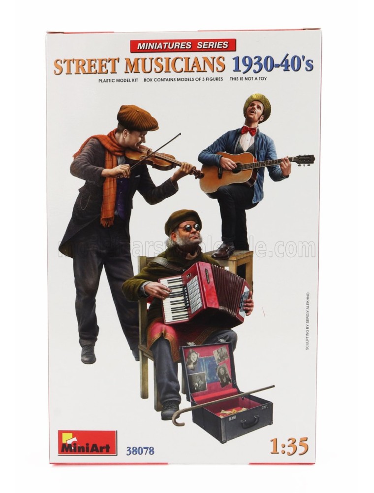 FIGURES - STREET MUSICIANS 1930-1940 - /