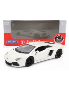 LAMBORGHINI - AVENTADOR LP700-4 2011 - WHITE PEARL MET