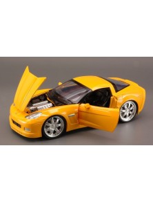 New Ray NY71986Y CHEVROLET CORVETTE GRAND SPORT 2011 YELLOW 1:24 Modellino ROVINATA