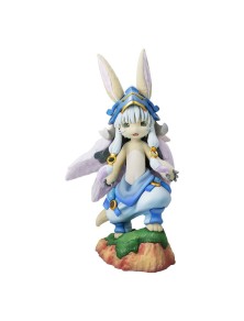 Made In Abyss: The Golden City Of The Scorching Sun Statua 1/7 Nanachi 28 Cm Kadokawa