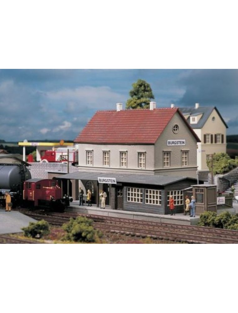 Piko - STAZIONE BURGSTEIN          H0 300x130x129mm