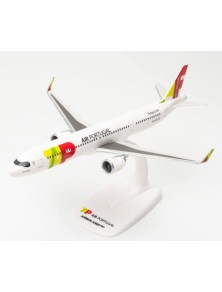 Herpa - Airbus A321LR TAP Air Potugal 1/200 CS-TXF Am疝ia Rodrigues