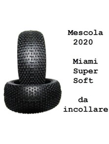 Hotracetyres - Solo gomme Miami SuperSoft  2pz 1/8 senza cerchi ne mousse