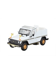 BURAGO - 1/43 Mercedes Benz 230 GE "Papa Mobile"