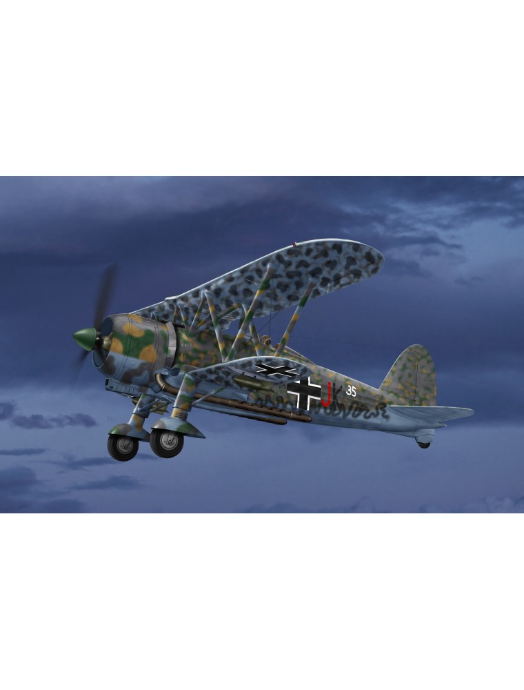 ICM - 1/32 CR. 42 LW , WWII German Luftwaffe Ground Attack Aircraft (100% new molds)