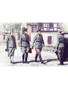 ICM - 1/35 WWII German Staff Personnel (4 figures)