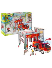 REVELL - 1/20 JUNIOR KIT Playset Fire Truck & Fire Station