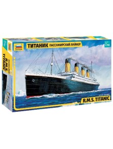 ZVEZDA - 1/700 RMS TITANIC