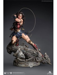 Wonder Woman Comic Statua 1/4 Wonder Woman Early Bird Version 47 Cm Queen Studios