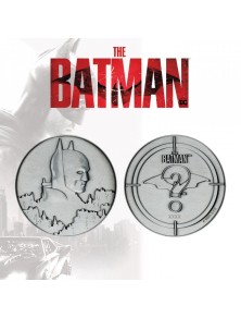 THE BATMAN METAL MEDALLION...