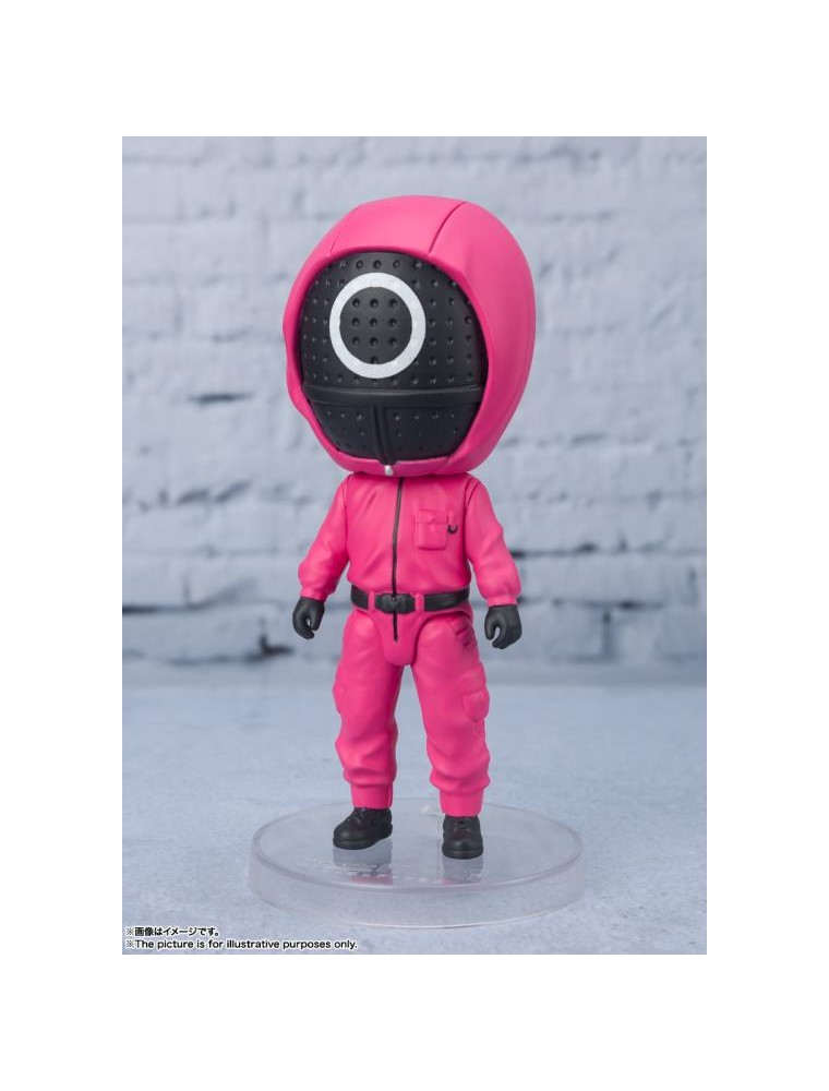 SQUID GAME MASKED WORKER FIGUARTS MINI MINI FIGURA BANDAI