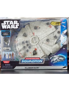 STAR WARS MILLENNIUM FALCON...