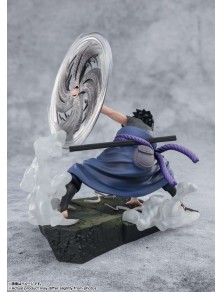 Naruto Figzero Sasuke Light...