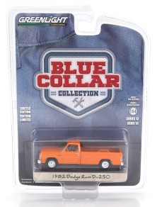 DODGE - RAM D-250 PICK-UP 1982 - ORANGE