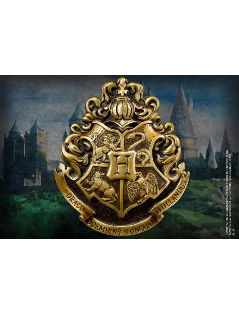 Harry Potter Wall Art Hogwarts School Crest 28 X 31 Cm Noble Collection