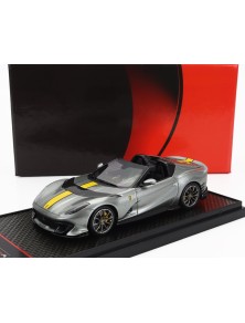 FERRARI - 812 COMPETIZIONE A SPIDER 2022 - GRIGIO COBURN - GREY MET YELLOW