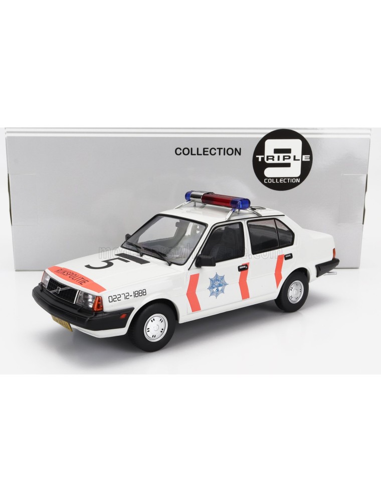 VOLVO - 340 DL DUTCH POLICE RIJKSPOLITIE 1987 - WHITE ORANGE