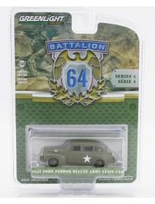 FORD USA - DELUXE ARMY STAFF CAR 1942 - MILITARY GREEN