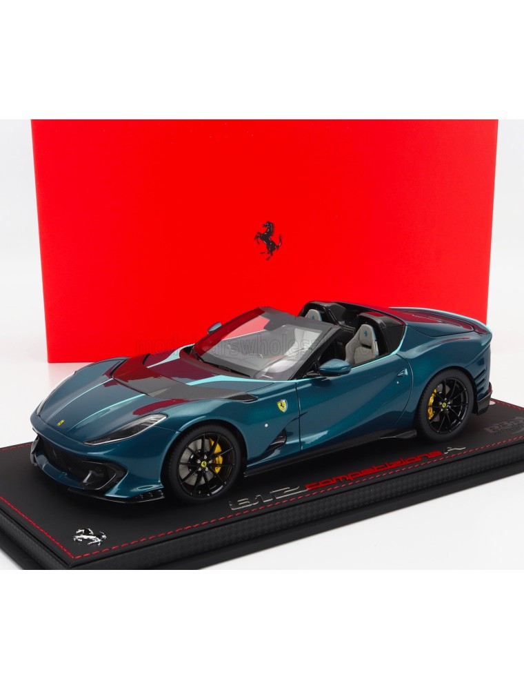 FERRARI - 812 COMPETIZIONE A SPIDER 2022 - CON VETRINA - WITH SHOWCASE - BLU CAPRI - BLUE GREEN MET - 1/18