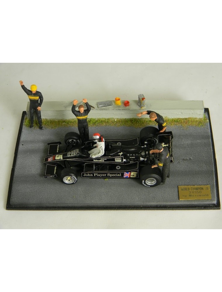 Microworld BE12 DIORAMA F1 LOTUS ANDRETTI 1978 WINNER + 6 figure Modellino