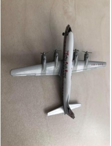 Herpa 562164 DC-6 Cathay...