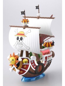 One Piece Kit di Montaggio Grande Nave Thousand Sunny 31 x 7,5 x 19 cm Bandai