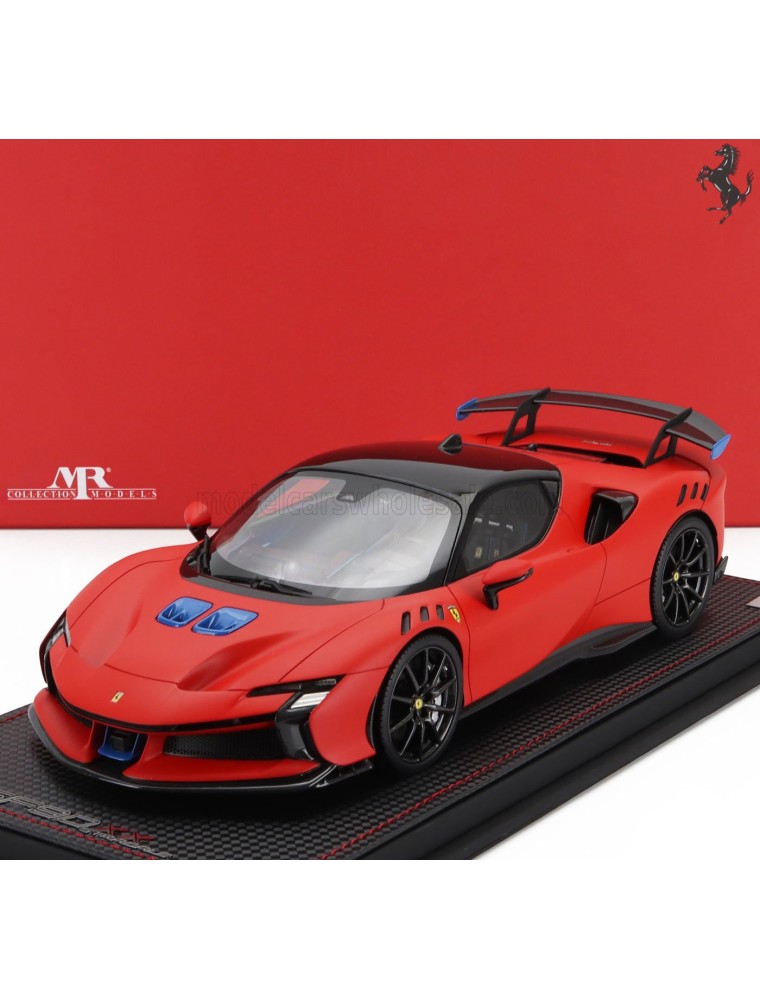 FERRARI - SF90 XX STRADALE SPIDER 2024 - CON VETRINA - WITH SHOWCASE - ROSSO LE MANS - MATT RED BLUE BLACK - 1/18