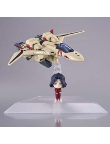 MACROSS PLUS YF-19 WITH...